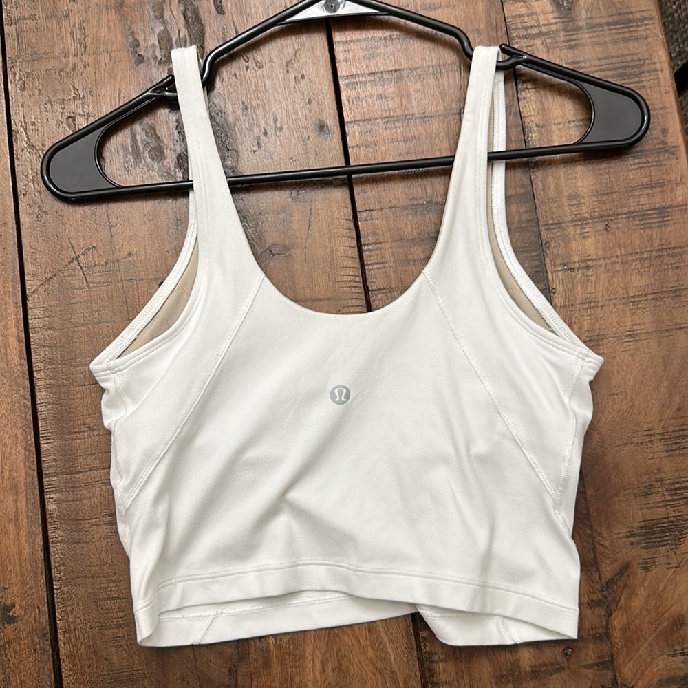 Align tank top size 6 - Picture 2 of 3